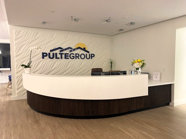 Dimensional Lettering